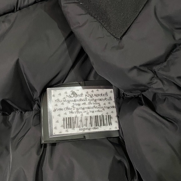 Moose Knuckles Black Down Jacket with Fur Collar and Hood - Picture 7 of 12